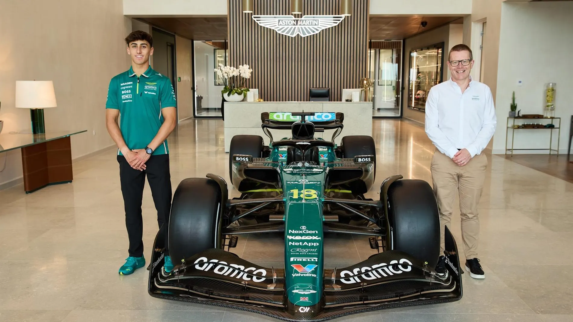 El español Mari Boya ficha por Aston Martin y se convierte en el primer piloto de su nueva academia