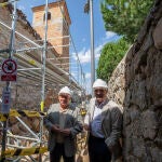 Gonzalo Santonja visita las obras de la iglesia de San Andrés en Ávila