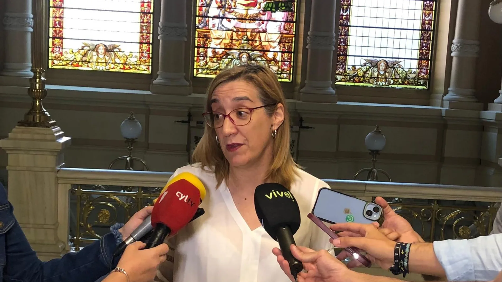 Rocío Anguita, portavoz de Valladolid Toma la Palabra en Valladolid, atiende a la prensa