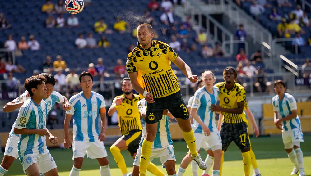 FIFA Club World Cup - Borussia Dortmund vs Ulsan HD FC