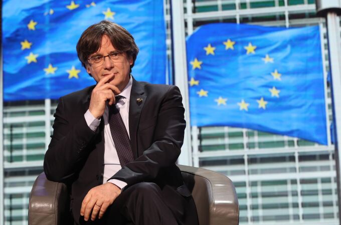 AMP-El Supremo confirma la decisión de Llarena de no amnistiar la malversación a Puigdemont y le despeja el camino al TC
