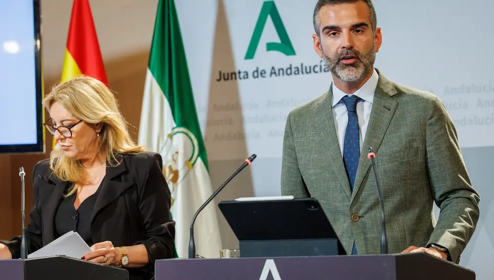 Rueda de prensa tras la reunión del Consejo de Gobierno de la Junta de Andalucía en Sevilla