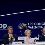 Feijóo trasladará este jueves al PPE en Bruselas la "degradación" que "acorrala" a Sánchez por "la corrupción"