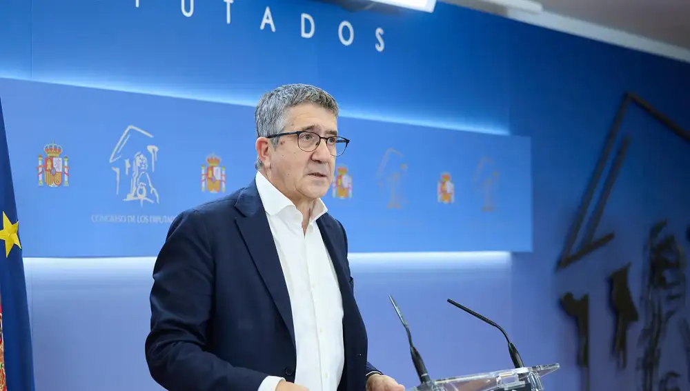 Patxi López dice que la reunión entre Feijóo y Abascal en el Congreso demuestra la "alianza preocupante" entre ambos