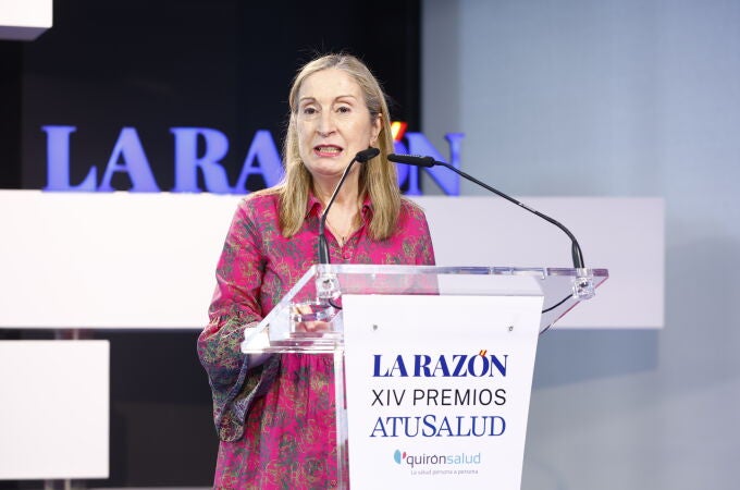 Ana Pastor durante su discurso de agradecimiento