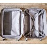 Probablemente no sabías que las maletas tienen una opción para almacenar ropa sucia