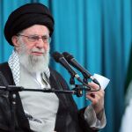 Irán.-AMP.-Jamenei felicita a la nación de Irán por la "victoria" ante Israel en su primer mensaje tras el alto el fuego