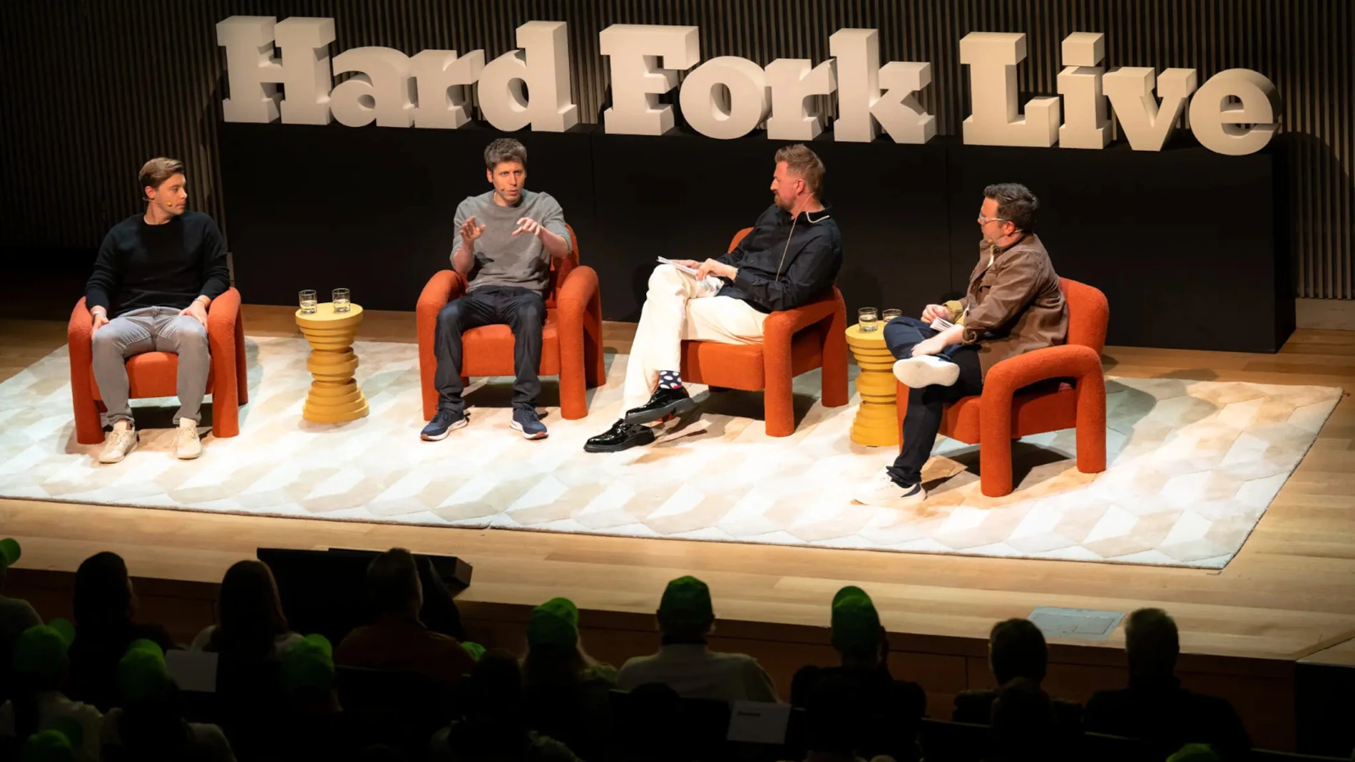 Altman, durante un momento de su intervención de la charla organizada por The New York Times