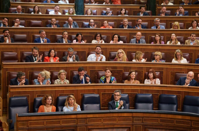 María Jesús Montero, Felix Bolaños y Yolanda Díaz en el Congreso de los Diputados. David Jar