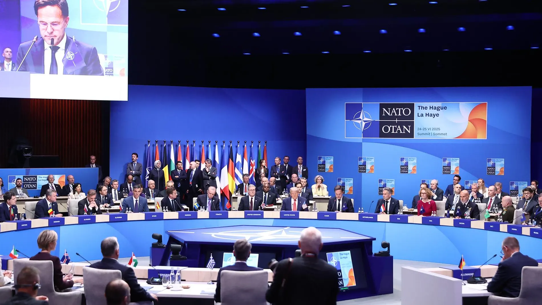 Page cree que los países de la OTAN han hecho "teatro" aceptando las demandas de Trump pero España no podía hacerlo