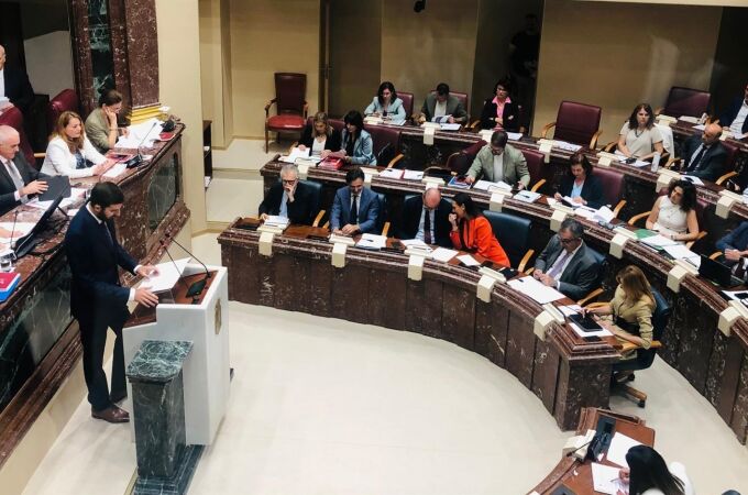 MURCIA.-Vox advierte que "la democracia española es hoy un barco a la deriva y el caos está servido" y llama a "remangarse"