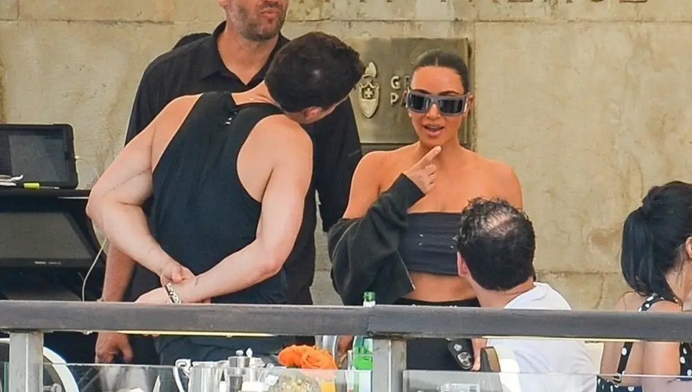 Orlando Bloom y Kim Kardashian en la boda de Jeff Bezos y Lauren Sánchez