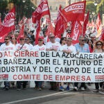 Manifestantes por las calles de León