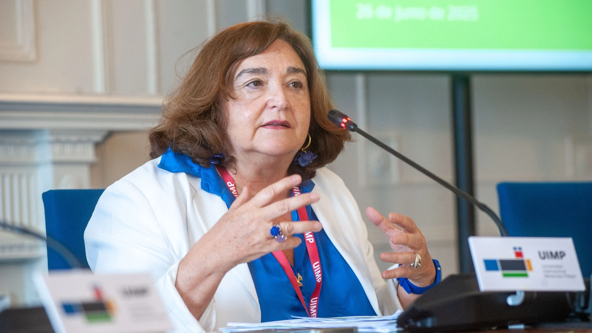 Lapresidenta de Asociación Española de Energía Eléctrica (aelec), Marina Serrano, durante su intervención en el curso de economía organizado por la APIE en la Universidad Menéndez Pelayo de Santander, a 26 de junio de 2025. REMITIDA / HANDOUT por APIE, UIMP Fotografía remitida a medios de comunicación exclusivamente para ilustrar la noticia a la que hace referencia la imagen, y citando la procedencia de la imagen en la firma 26/06/2025
