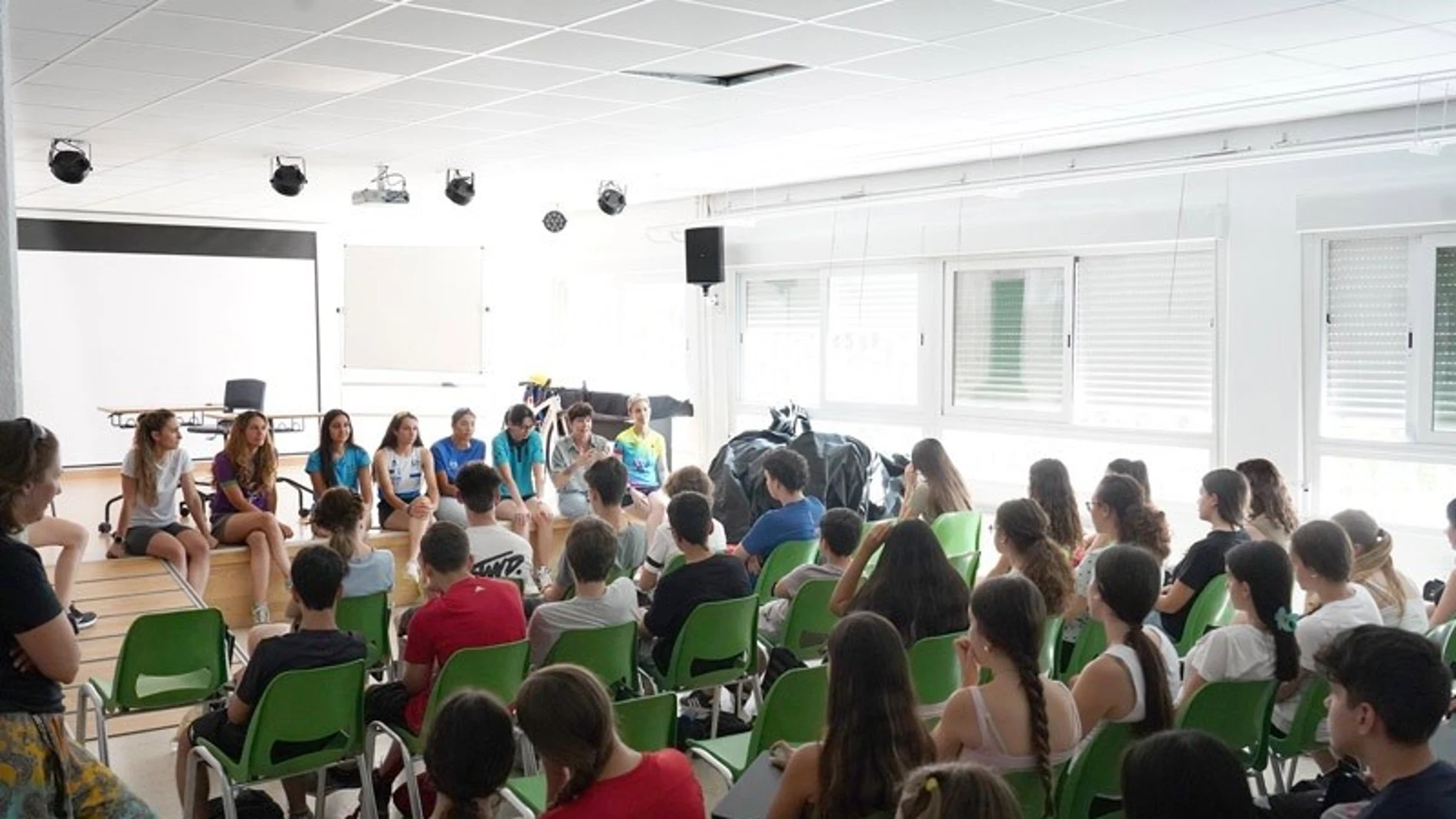 Imagen del programa 'Embajadoras del deporte femenino' en Alcorcón REMITIDA / HANDOUT por AYUNTAMIENTO DE ALCORCÓN Fotografía remitida a medios de comunicación exclusivamente para ilustrar la noticia a la que hace referencia la imagen, y citando la procedencia de la imagen en la firma 26/06/2025