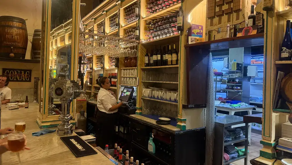 La barra de la taberna.