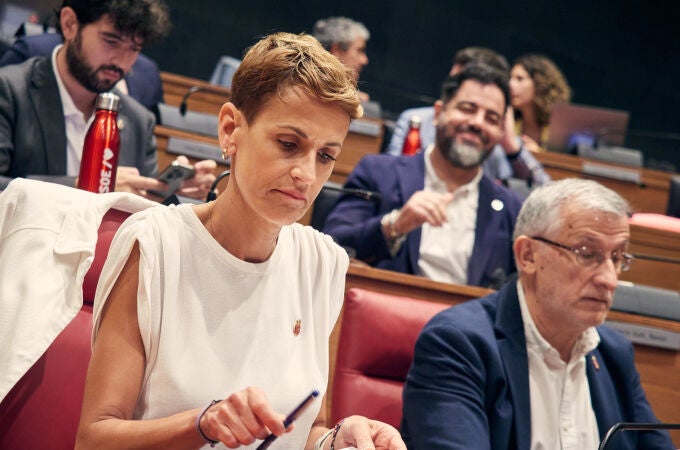 Pleno en el Parlamento de Navarra con el caso Cerdán como tema principal