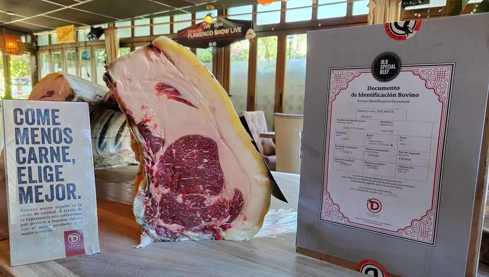 El restaurante cuenta con todo tipo de carnes