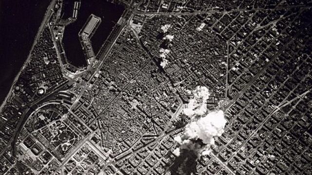 El día que Mussolini bombardeó Barcelona provocando casi mil muertos, más de cien niños