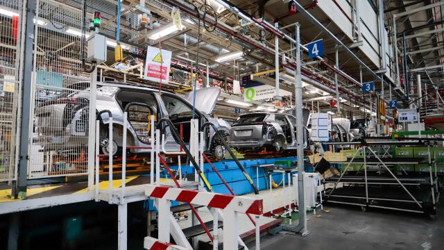 Economía/Motor.- Stellantis Vigo suspende su turno de noche este jueves por falta de piezas