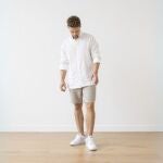 Así son los pantalones cortos de hombre que parecen sacados del catálogo de Zara