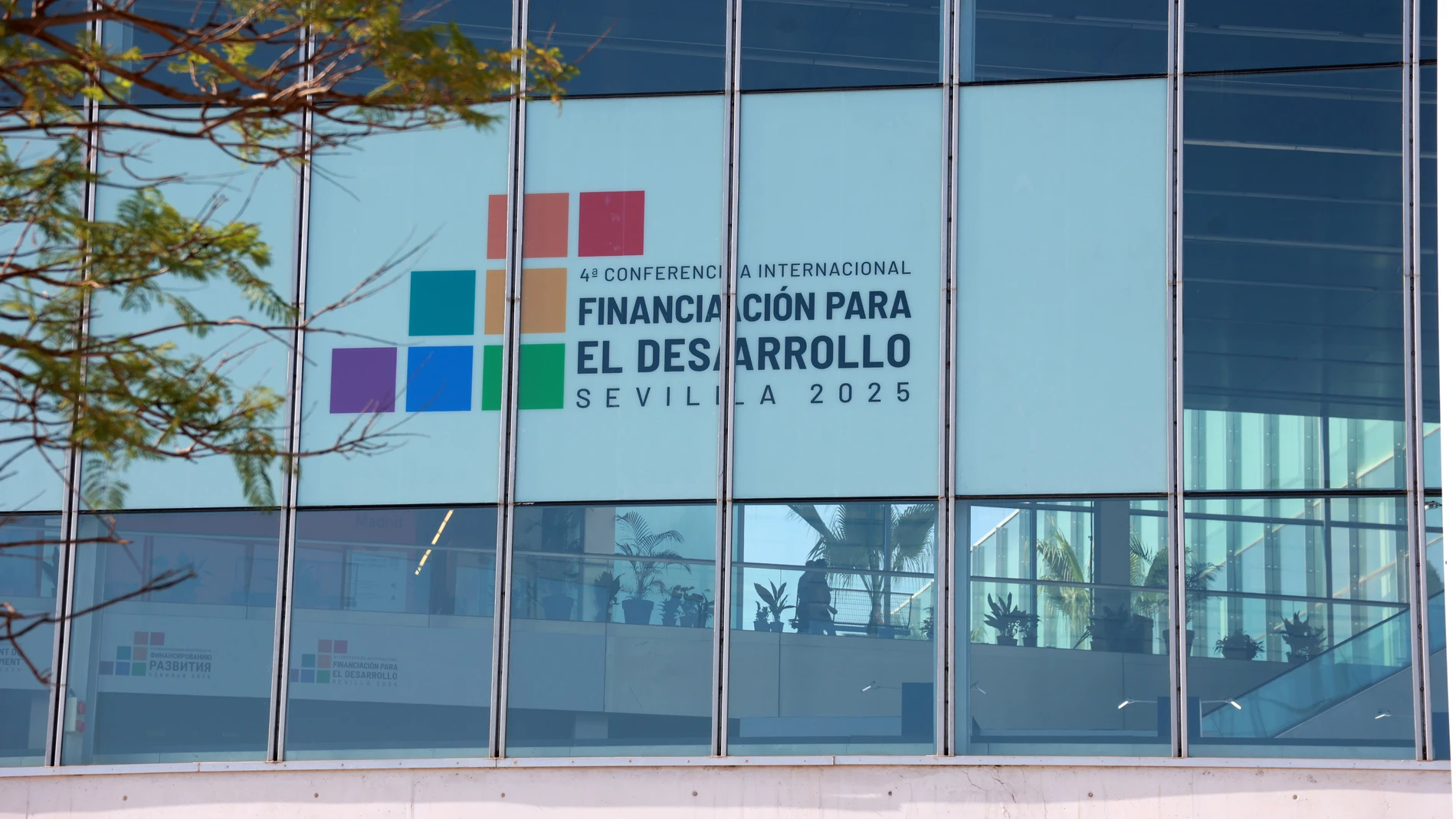 Últimos preparativos en el Palacio de Exposiciones y Congresos de Sevilla días previos al inicio de la Cumbre de la ONU. A 27 de junio de 2026, en Sevilla (Andalucía, España). La IV Conferencia Internacional de Naciones Unidas sobre la Financiación para el Desarrollo se desarrollará en FIBES, Sevilla, entre el 29 de junio y el 3 de julio. 27 JUNIO 2025 Rocío Ruz / Europa Press 27/06/2025