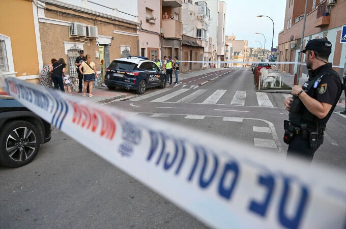 Hallan el cadáver de una mujer de 60 años en una vivienda de Almería