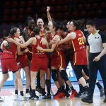 España celebra la victoria ante Francia en semifinales