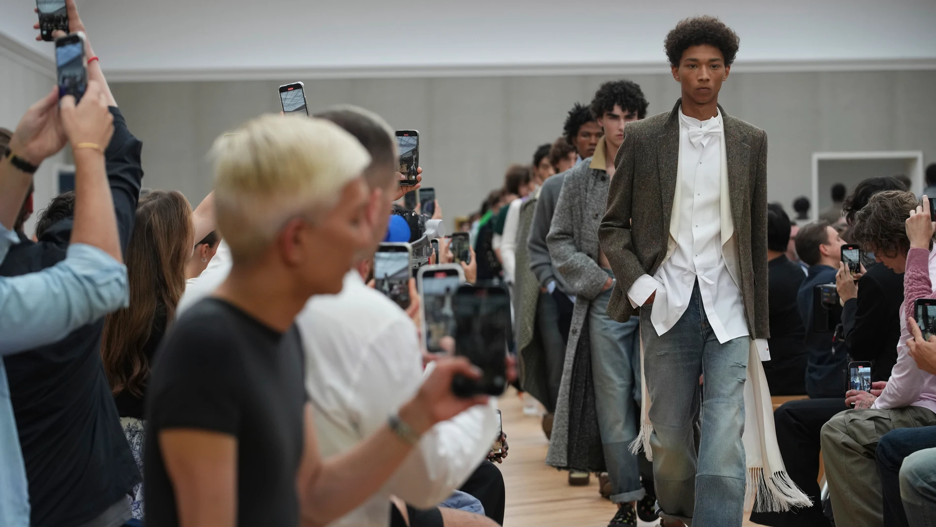 Models wear creations for Dior Homme Spring-Summer 2026 collection, that was presented in Paris Friday, June 27, 2025. (AP Photo/Christophe Ena)