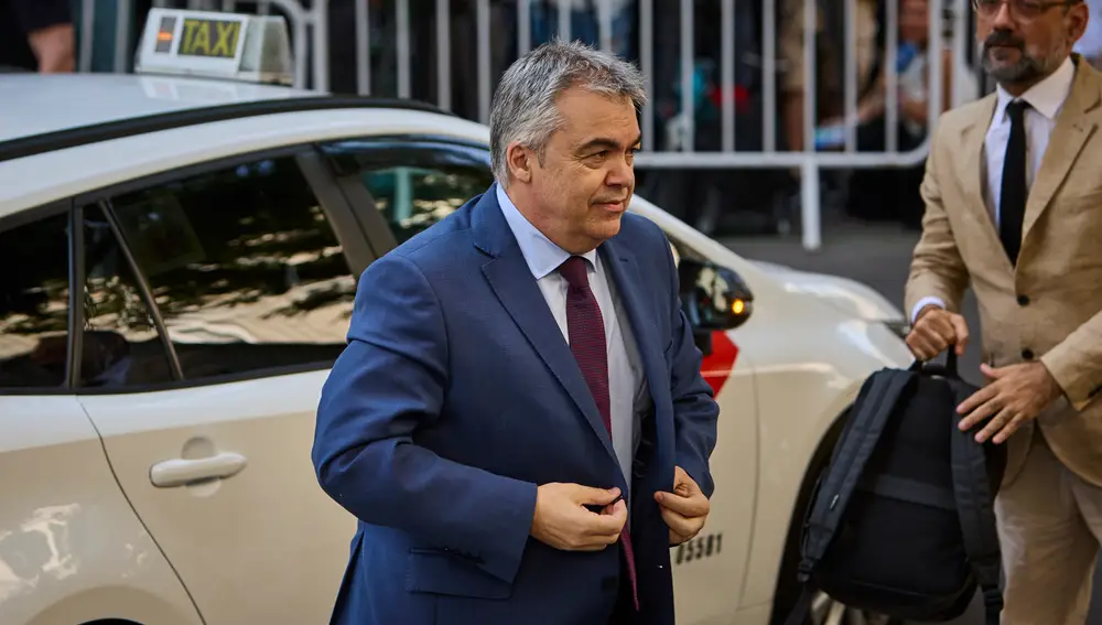 El exsecretario de organización del PSOE, Santos Cerdán , a su llegada al Tribunal Supremo en Madrid, este lun