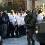 O.Próximo.- Herido al menos un civil en una protesta "violenta" de colonos ante un puesto militar israelí en Cisjordania