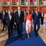 El look de la Reina Letizia en Sevilla.