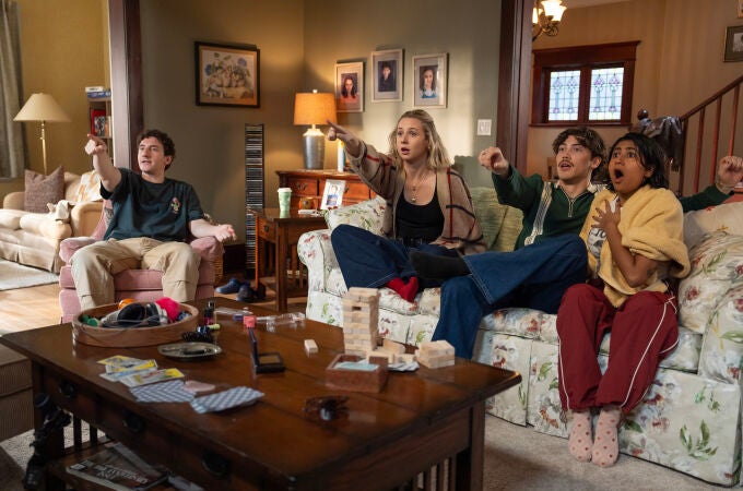 'Adults', la apuesta más divertida del verano y perfecta para los fans de 'Friends'