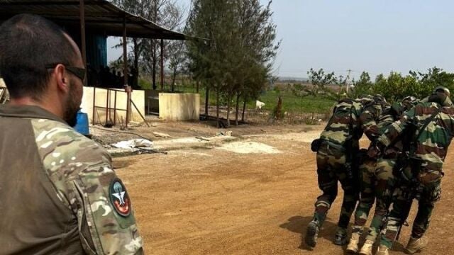 Militares españoles y senegaleses durante las actividades de formación