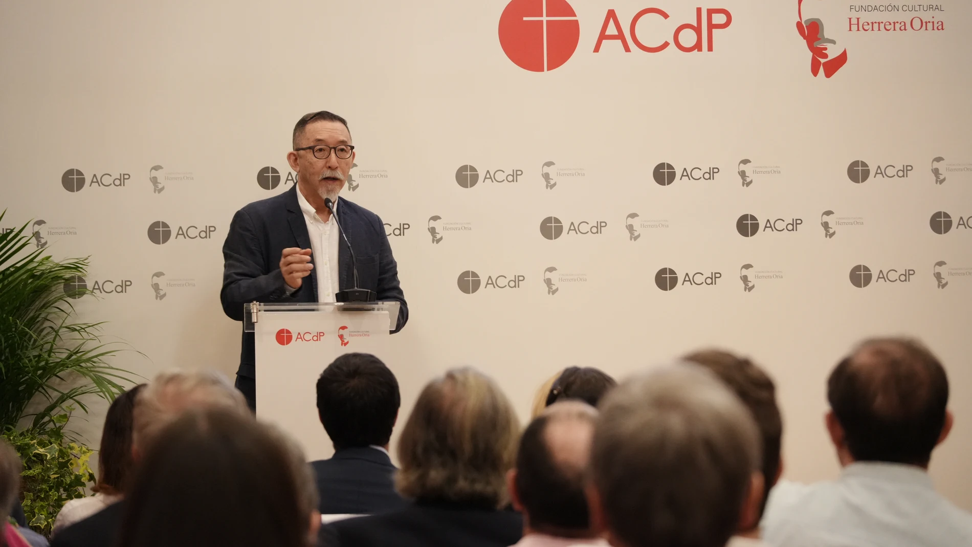 Etsuro Sotoo: “Dentro del alma hay algo. Puede llamarse espíritu, maestro, amor… y eso es lo que guía el arte”