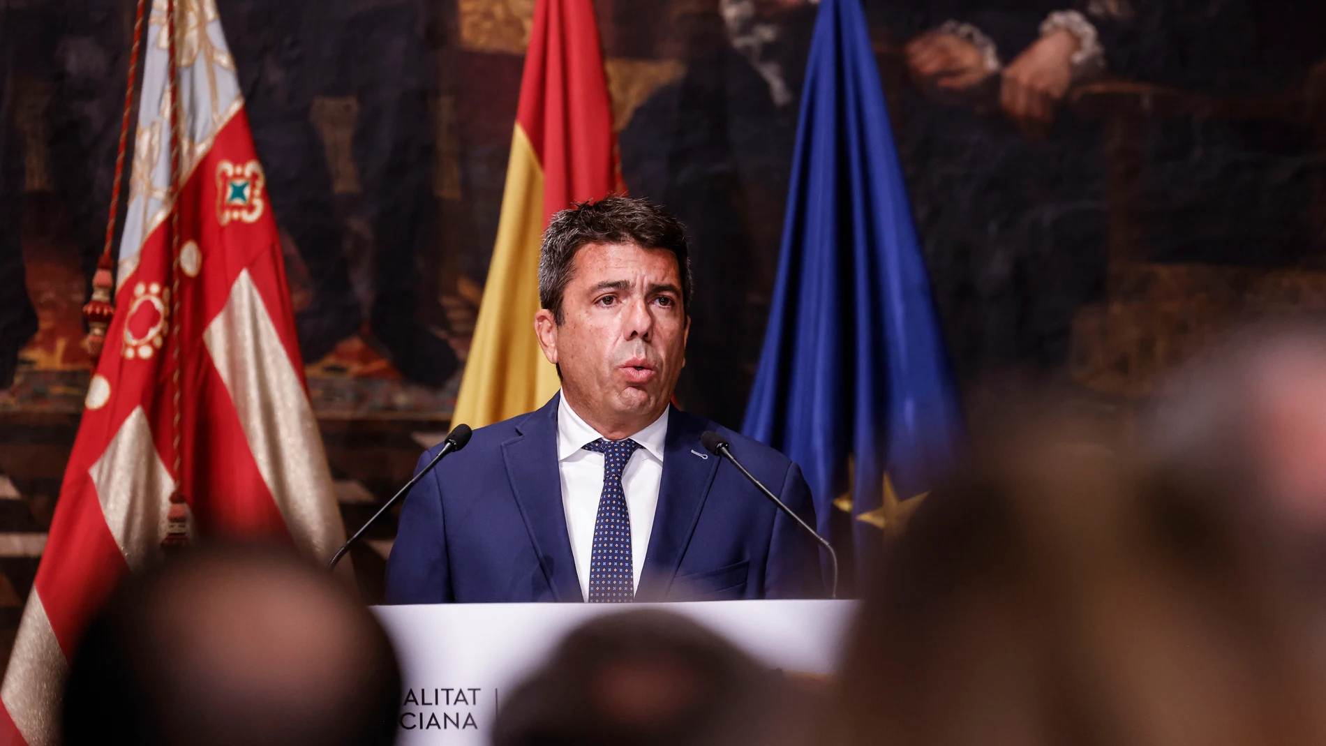 El president de la Generalitat, Carlos Mazón, interviene durante el acto de presentación del Plan Endavant para la recuperación económica y social de la Comunitat Valenciana, en el Palau de la Generalitat, a 30 de junio de 2025, en Valencia, Comunidad Valenciana (España). El plan tiene el objetivo de dar a conocer la estrategia integral para la recuperación económica y social de la Comunitat Valenciana tras la dana del 29 de octubre de 2024, que afectó a 32 municipios y dejó más de 200 víctim...