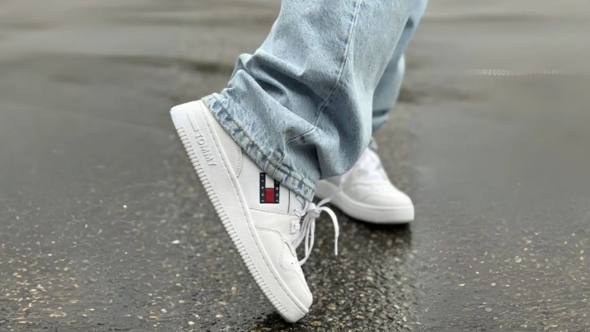 TOMMY JEANS TJM Runner