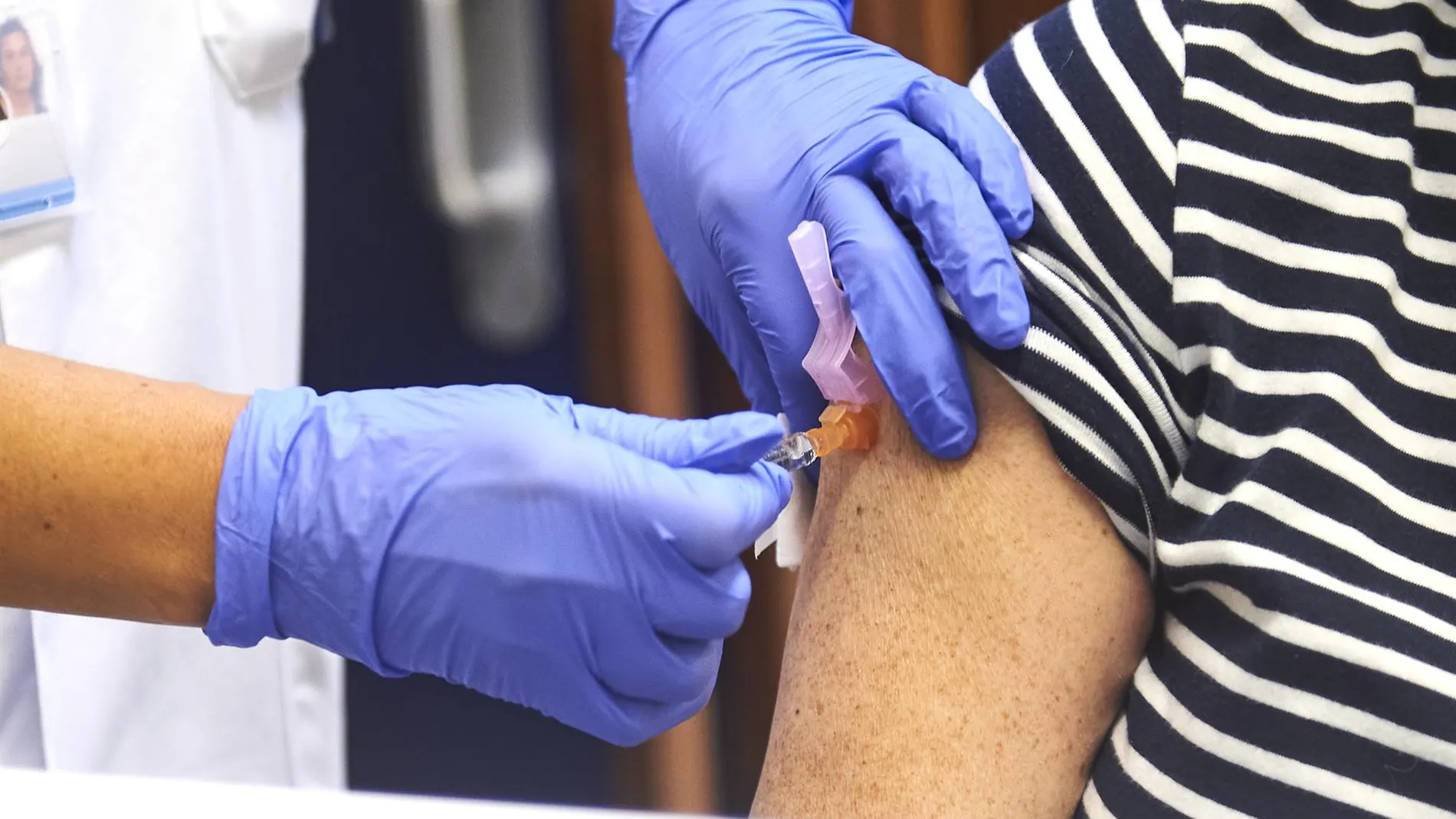 MURCIA.-La Comunidad vacunará frente al virus respiratorio sincitial a los más vulnerables a partir de otoño de 2025