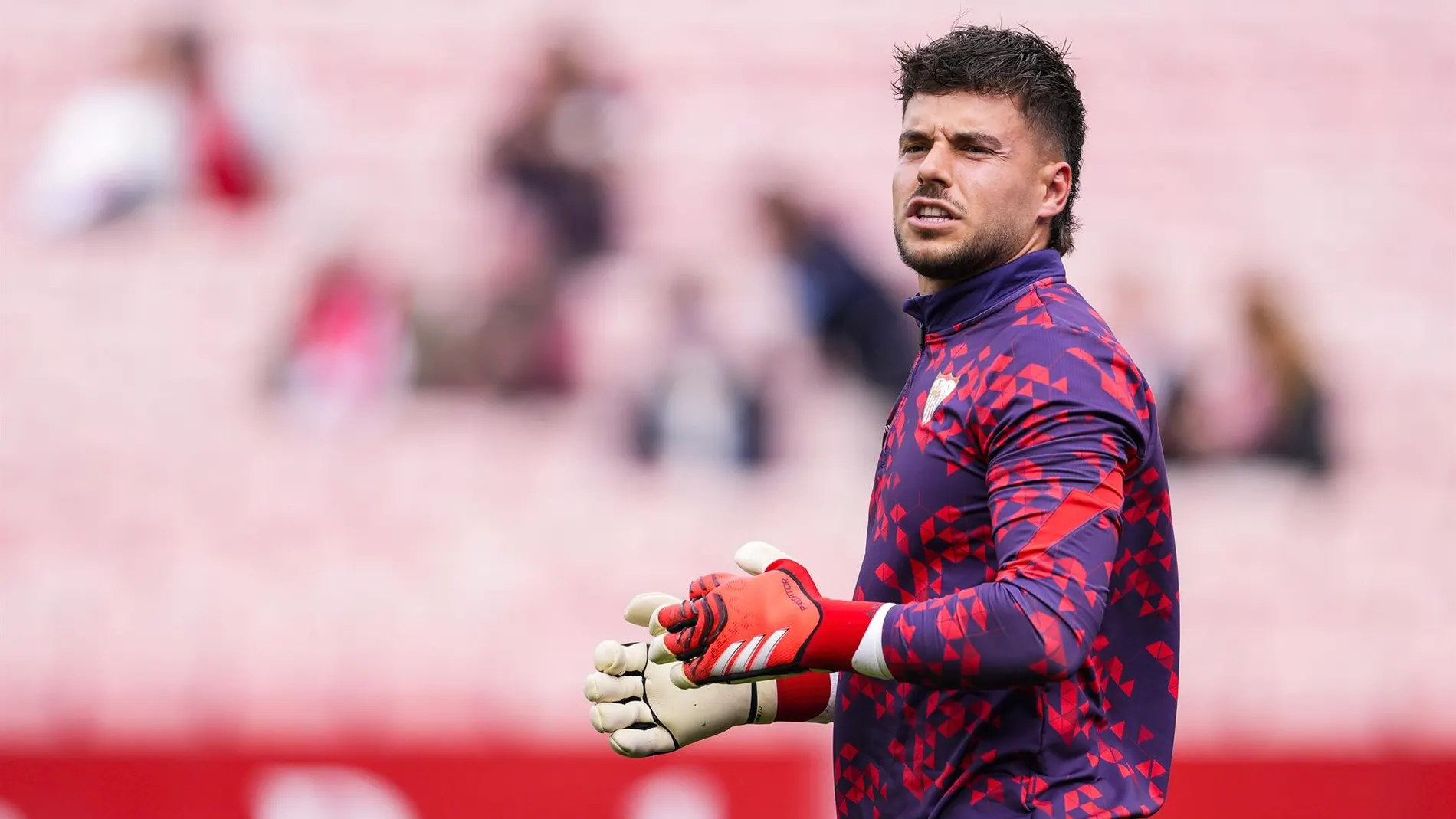 Fútbol.- El portero Álvaro Fernández renueva con el Sevilla FC hasta 2027