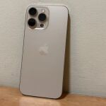 El logotipo de Apple de los iPhone 17 Pro podría cambiar de posición por primera vez
