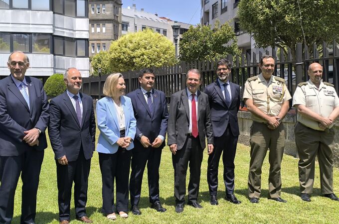 Autoridades asistentes al acto de hoy. 