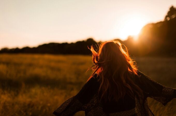¿Qué es el kama muta, esa emoción que todos sentimos al menos una vez en la vida?