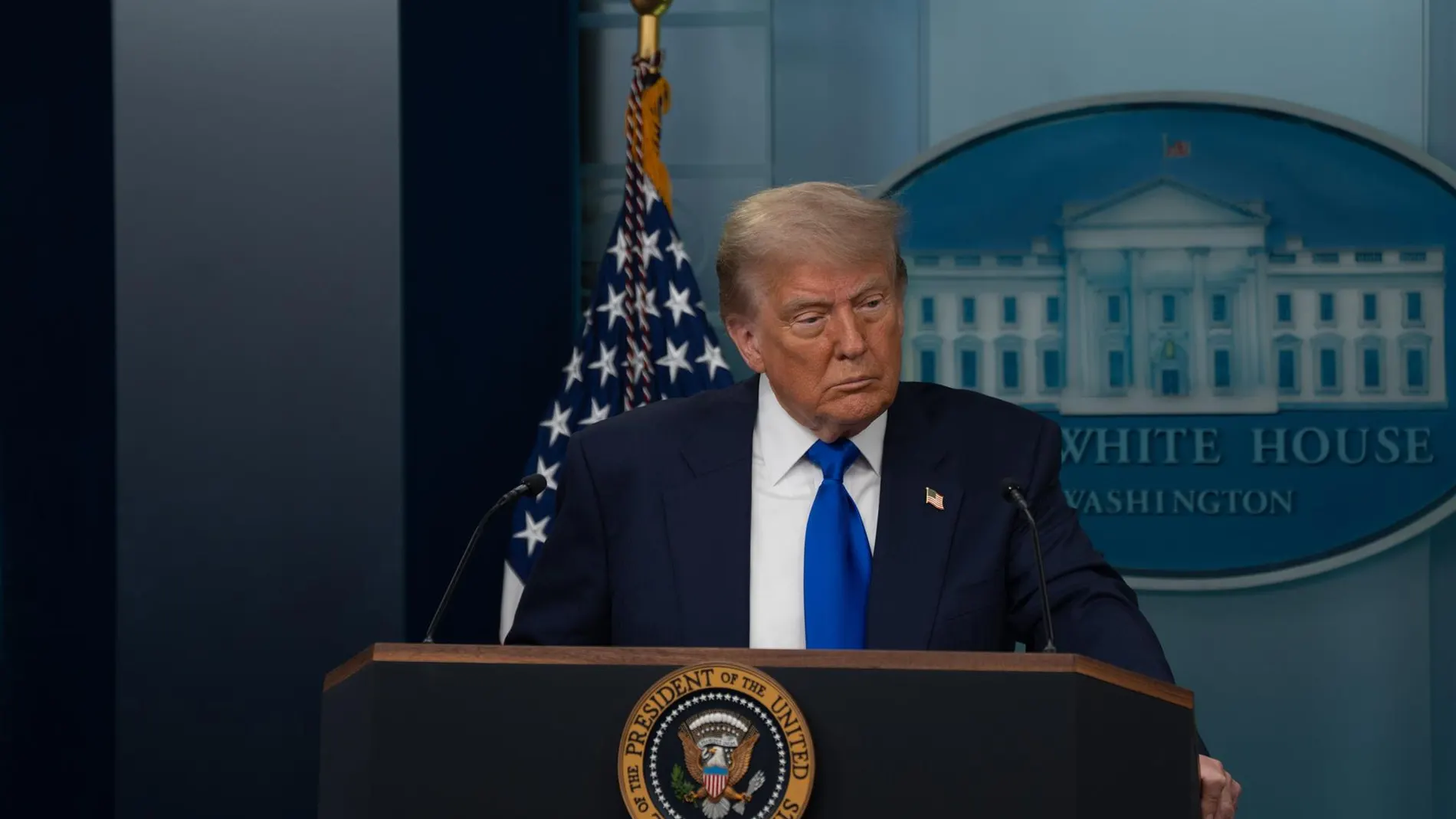 EEUU.- AMP.- Trump desliza una amenaza de deportación contra Elon Musk mientras insiste en lo "mucho" que puede "perder"