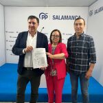Los diputados del PP por Salamanca José Antonio Bermúdez de Castro, María Jesús Moro y Pedro Samuel Martín, presentan la Proposición No de Ley