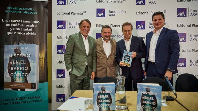 Presentación Premio Novela Fernando Lara que ha ganado este año 2025 el escritor Sergio Vila-Sanjuán. Presenta