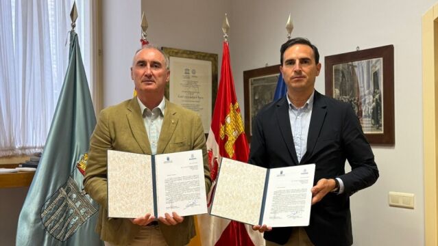 Los alcaldes de Medina del Campo y Segovia mandan una nueva carta al presidente de Renfe