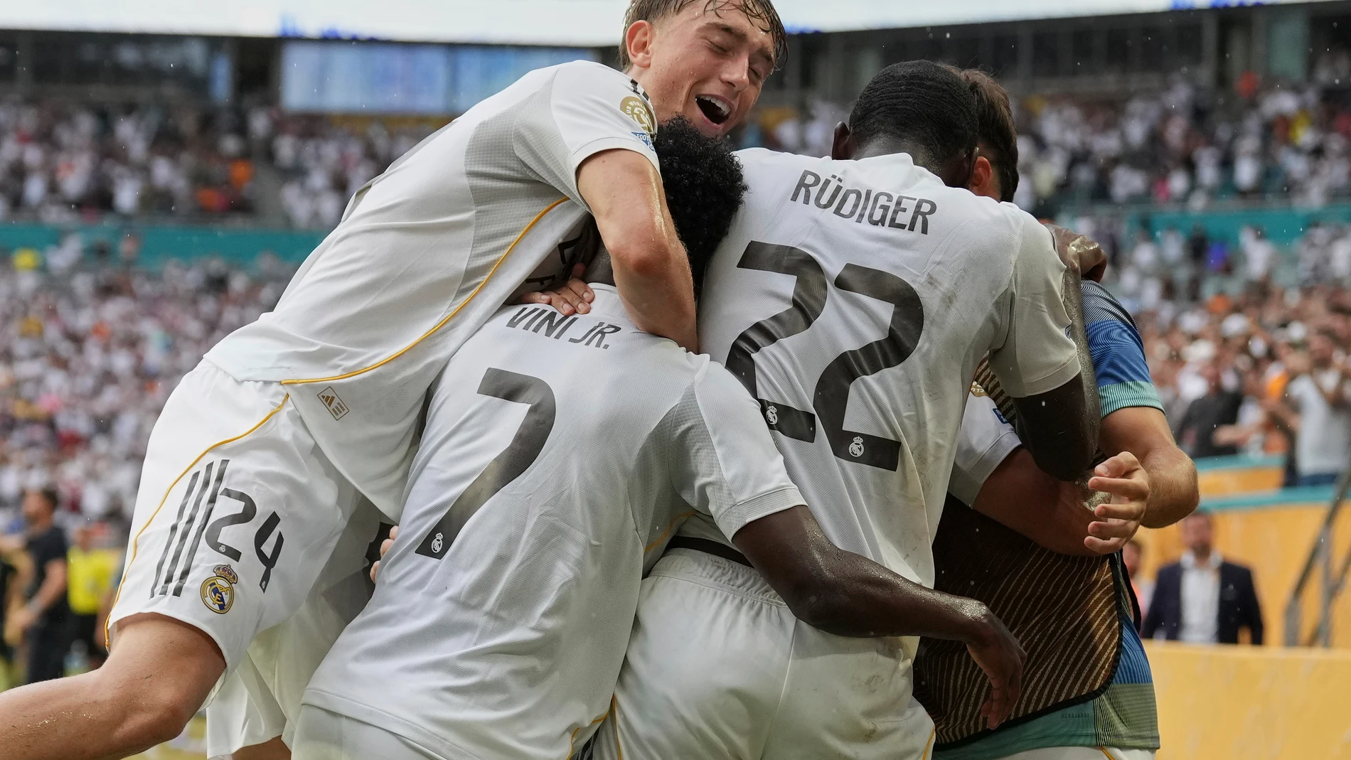 Real Madrid players celebrate after a goal during the Club World Cup round of 16 soccer match between Real Madrid and Juventus in Miami Gardens, Fla., Tuesday, July 1, 2025. (AP Photo/Rebecca Blackwell)