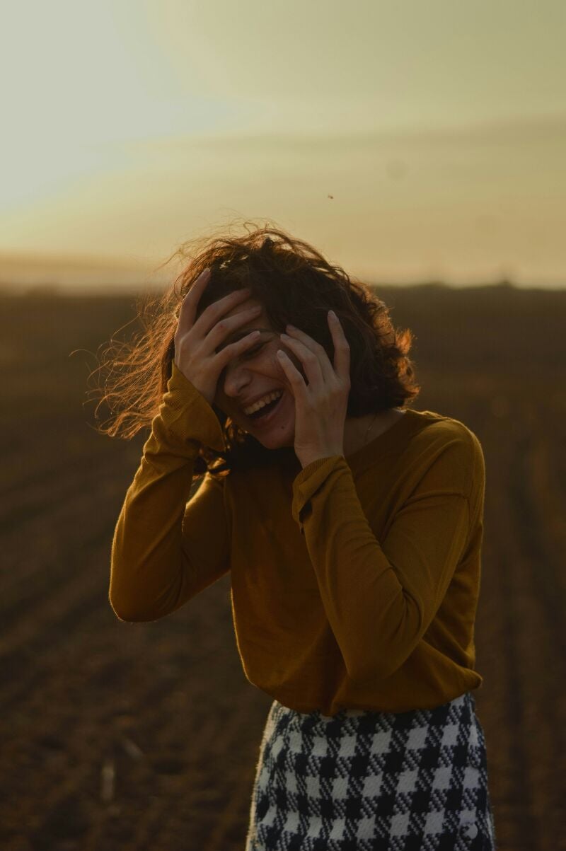 ¿Qué es el kama muta, esa emoción que todos sentimos al menos una vez en la vida?