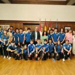 El alcalde de Ponferrada, Marco Morala, recibe a la S.D. Ponferradina Hockey