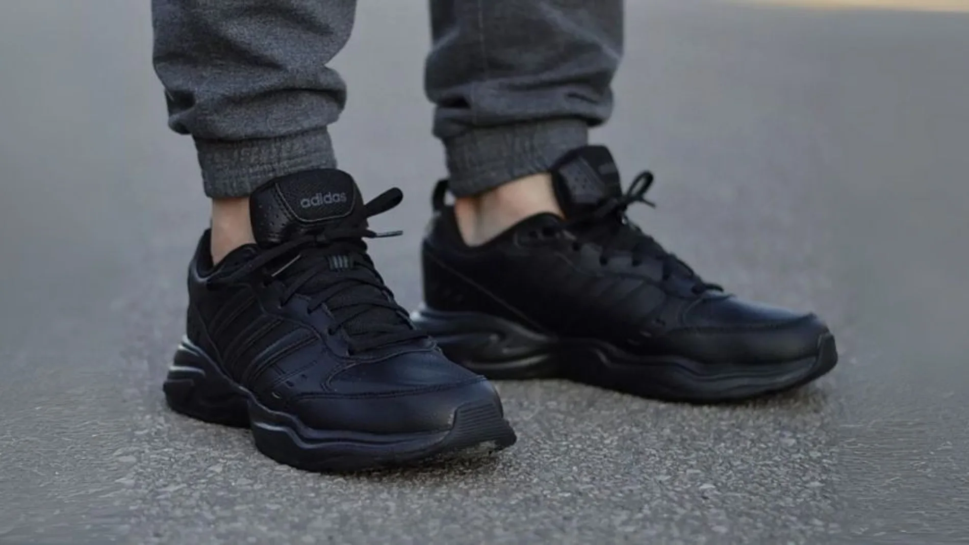 Adidas Strutter